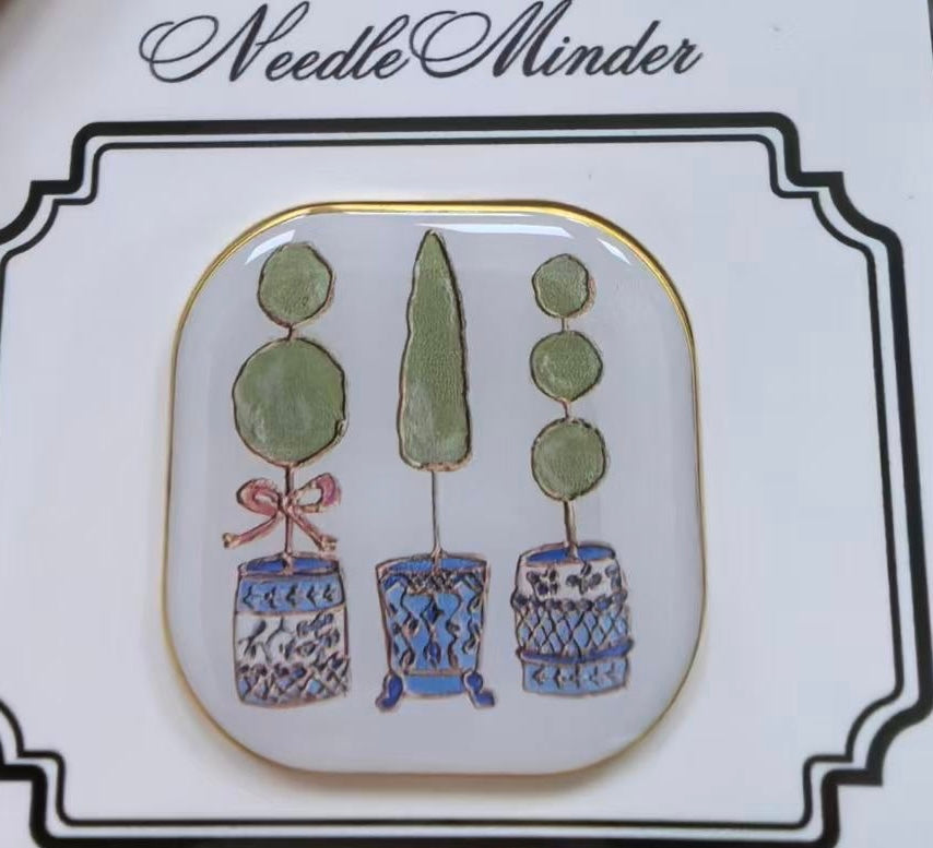 Noteworthy Needle Minder